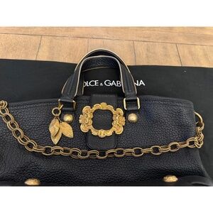 Dolce & Gabbana VITELLO CELTIC Leather Shoulder Bag Women's Black